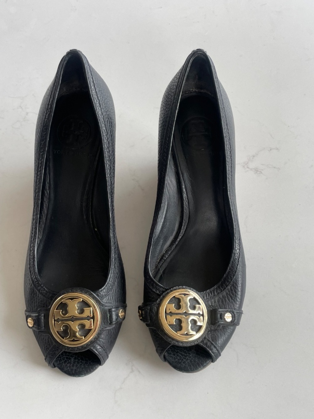 TORY BURCH Sally Black Pebbled Leather Peep Toe Wedge Pumps Size 8M